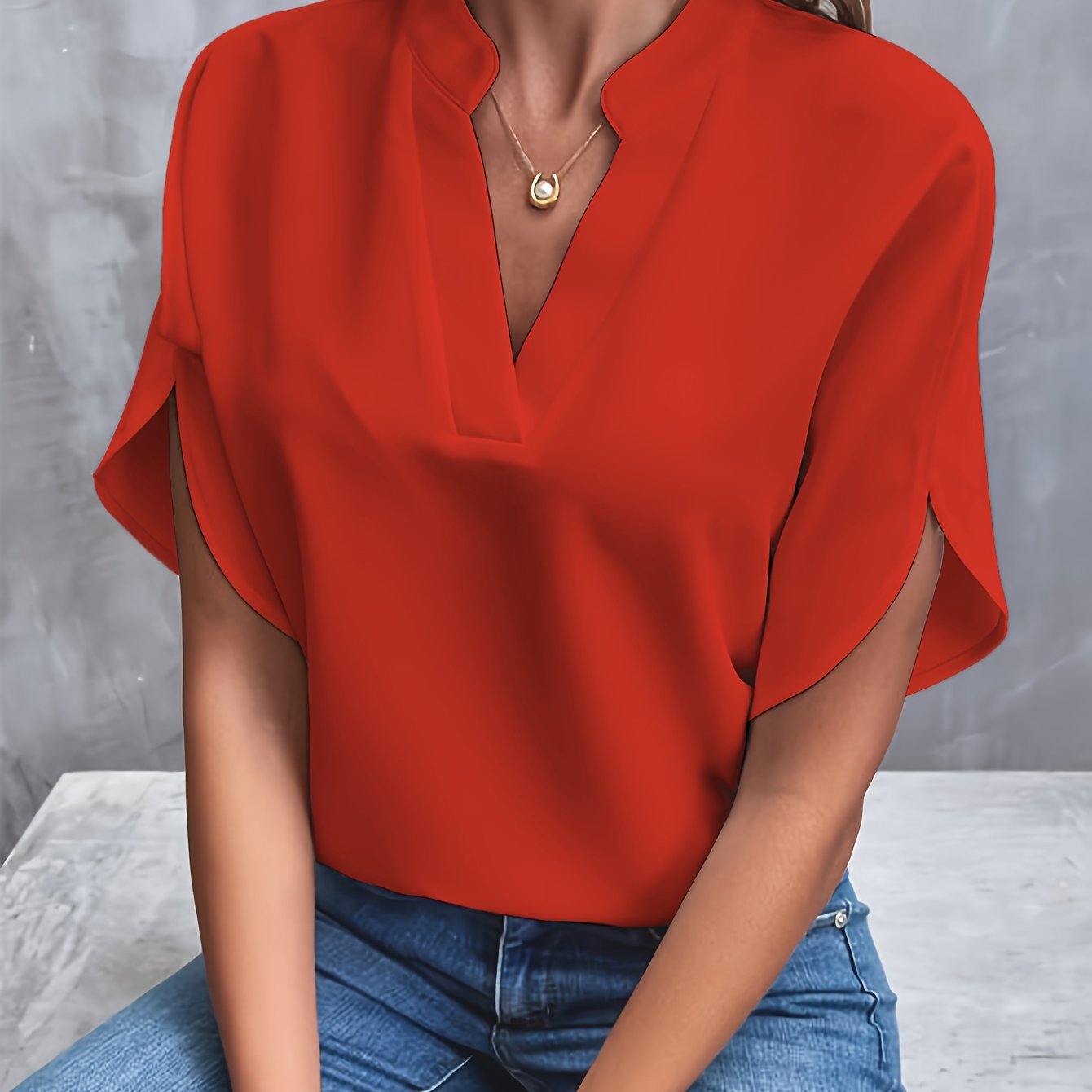 DELANEY - Elegant Modern Blouse